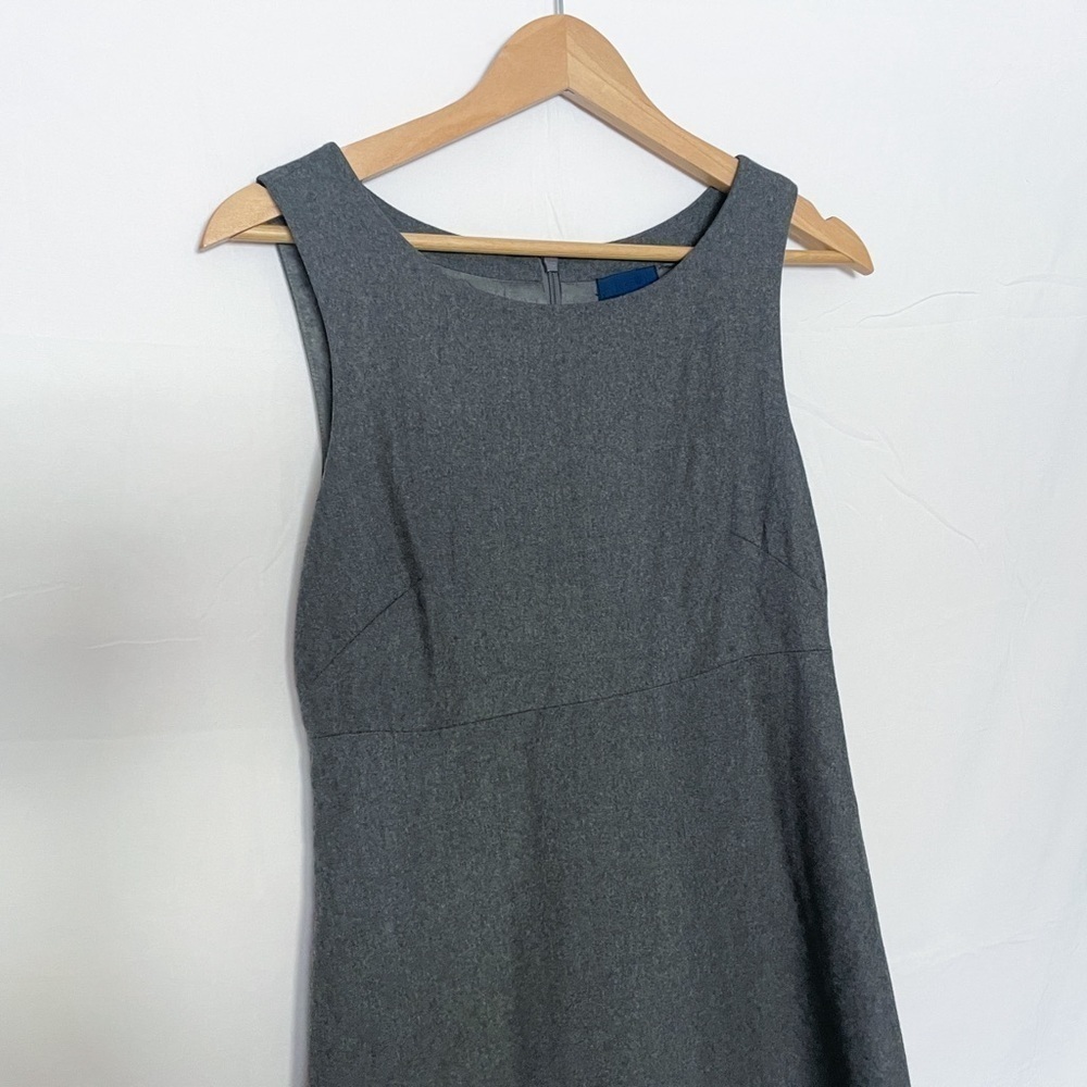 J Crew gray Wool knee length A-Line business Dress Size 6 Great Condition